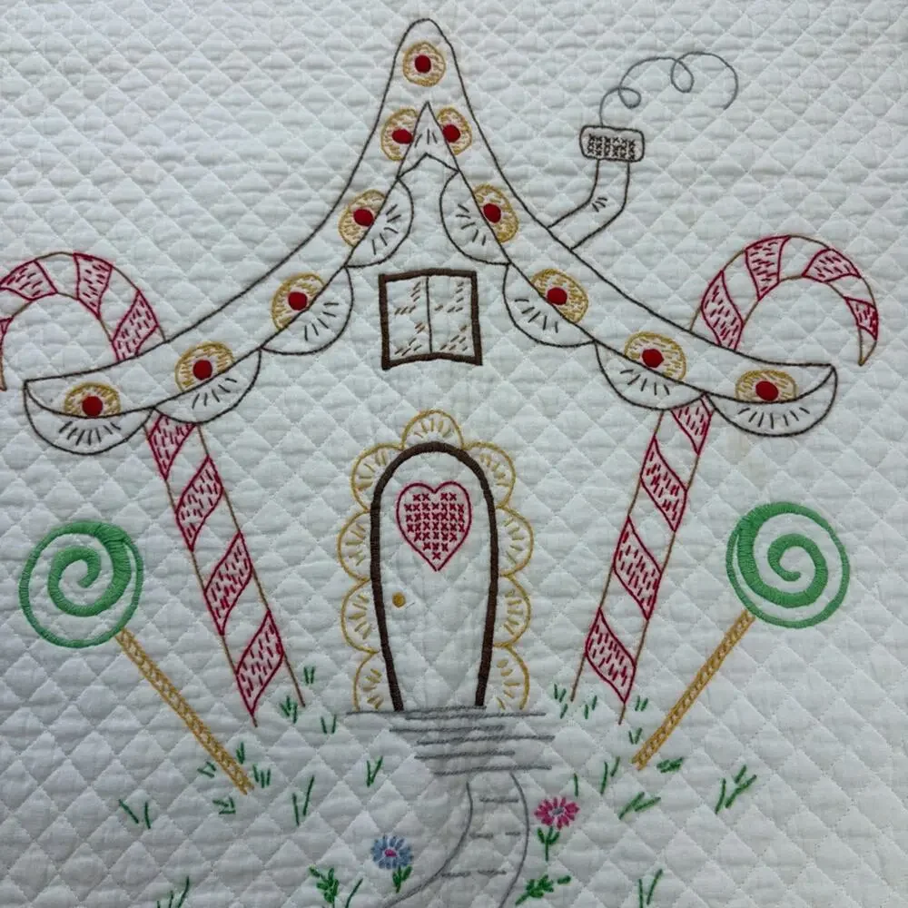 Vintage Handmade Embroidered Gingerbread House Baby Quilt 36x55